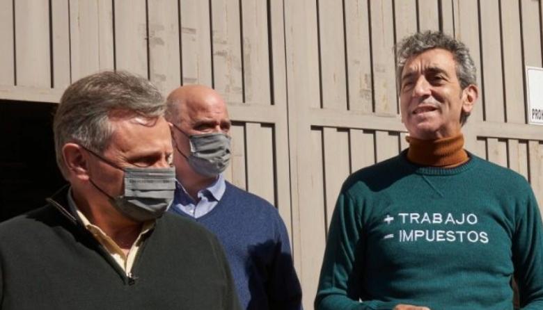 Políticos en campaña: del suéter de Randazzo a "La Santileta"